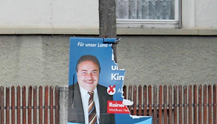 Obwohl viele Wahlplakate der AfD beschädigt worden sind, hat die Partei in der Region Heilbronn und in Hohenlohe mehr Stimmen geholt als im Landesschnitt. 
Foto: Archiv/Kinkopf