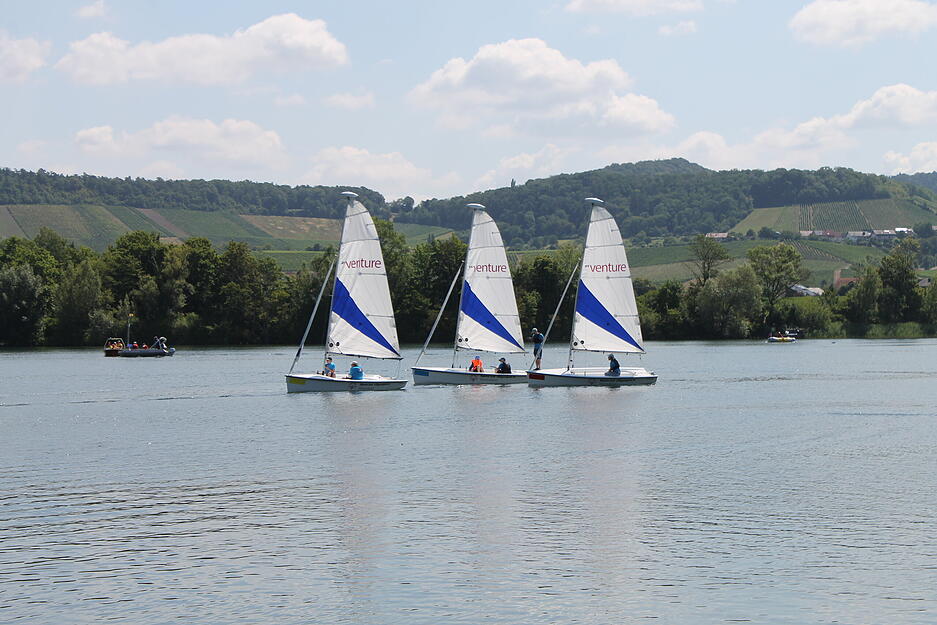 Die Wettkämpfe im Freiwasserschwimmen und Segeln der Landesspiele der Special Olympics finden am Breitenauer See statt. Die Wettkämpfe im Freiwasserschwimmen und Segeln der Landesspiele der Special Olympics finden am Breitenauer See statt.