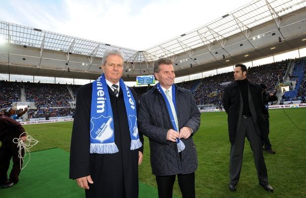 Dietmar Hopp und der Ministerpräsident des Landes Baden-Württemberg Günter Oettinger bei der Eröffnungsfeier. Dietmar Hopp und der Ministerpräsident des Landes Baden-Württemberg Günter Oettinger bei der Eröffnungsfeier.