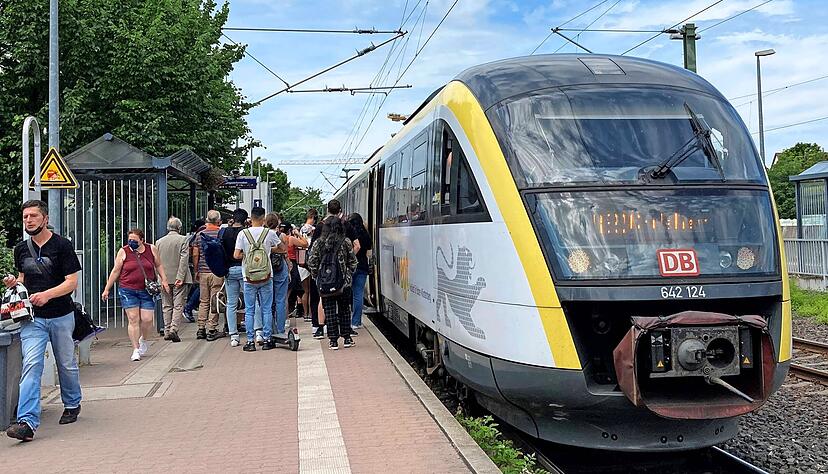 Auch nach 2028 wird kein Intercity in Heilbronn halten. Auch die Frankenbahnstudie macht wenig Hoffnung auf flottere Verbindungen.