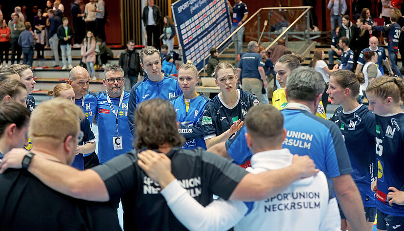 Sie bekommen eine zweite Chance: Die Spielerinnen der Sport-Union Neckarsulm haben nun einen vollen Terminkalender, aber die Möglichkeit, sich die Punkte auf dem Feld zu erkämpfen. Sie bekommen eine zweite Chance: Die Spielerinnen der Sport-Union Neckarsulm haben nun einen vollen Terminkalender, aber die Möglichkeit, sich die Punkte auf dem Feld zu erkämpfen.