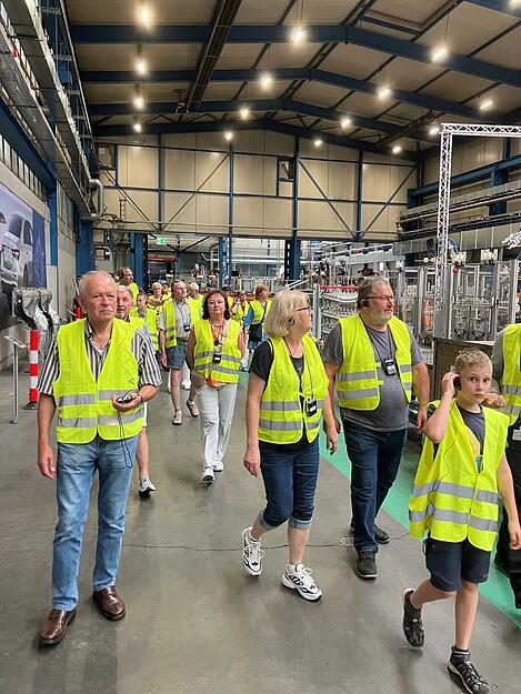 L&auml;pple aus Heilbronn fertigt "halbe Autos", so Vorstandssprecher Stephan Itter, f&uuml;r Porsche, Mercedes-Benz, BMW und mehr.