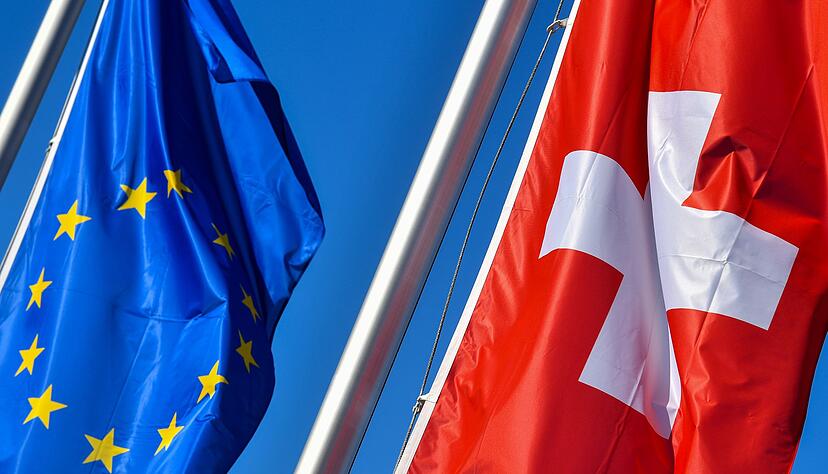 Neue Abkommen sollen eine engere Zusammenarbeit zwischen der EU und der Schweiz erm&ouml;glichen - doch es gibt weiter Gegner des Projekts. (Archivbild)