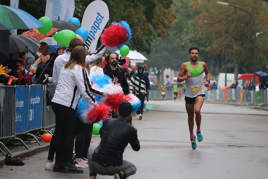 EBM-Papst-Marathon, Niedernhall, Zieleinlauf Sieger 10 Kilometer