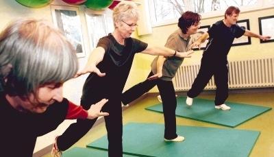 Wer sich fit h&auml;lt wird ges&uuml;nder &auml;lter. Die Gehf&auml;higkeit, ein Hauptwunsch &auml;lterer Menschen, kann durch Bewegung deutlich l&auml;nger erhalten werden, sagen &Auml;rzte.Foto: Seidel