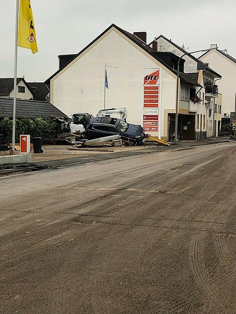 DRK-Helfer aus der Region im Einsatz