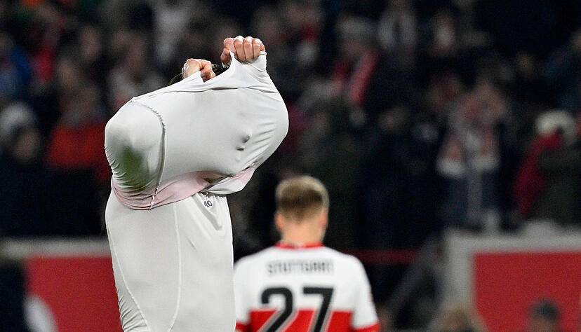 Die Enttäuschung über die 2:3-Niederlage gegen Eintracht Frankfurt ist beim VfB Stuttgart groß. Die Enttäuschung über die 2:3-Niederlage gegen Eintracht Frankfurt ist beim VfB Stuttgart groß.
