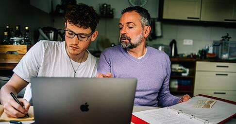 Zentrale Verm&ouml;gens&uuml;bersicht: Eine vollst&auml;ndige und &uuml;bersichtliche Dokumentation aller Konten, Depots, Versicherungen und Immobilien erleichtert Erben den Zugriff auf das Verm&ouml;gen.