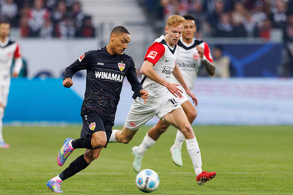 Enzo Millot: Kassierte ein seltsame Gelbe Karte. Wurde häufig gesucht und gefunden, setzte aber wenig Akzente im Offensivspiel des VfB Stuttgart. Note: 3