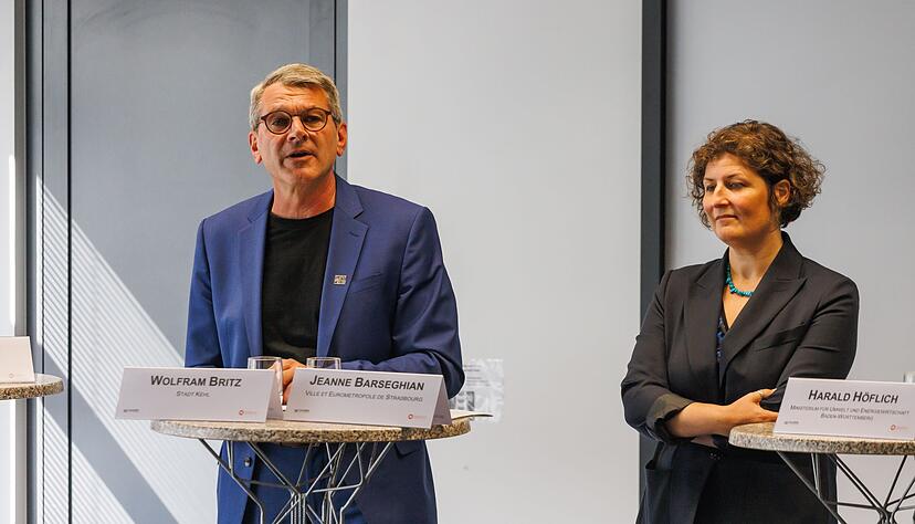 Die Stadtoberhäupter von Straßburg und Kehl schreiben einen gemeinsamen Brief zu den Grenzkontrollen. (Archivbild) Die Stadtoberhäupter von Straßburg und Kehl schreiben einen gemeinsamen Brief zu den Grenzkontrollen. (Archivbild)