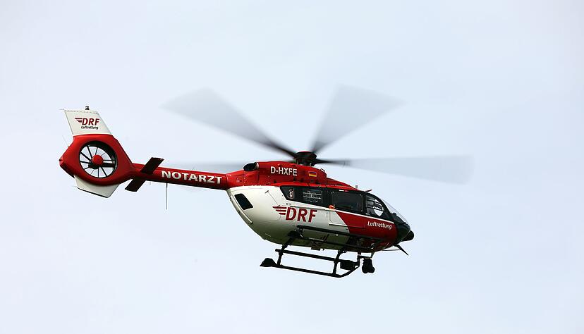 Auf der A81 bei Hilzingen kam es zu einem schweren Unfall (Symbolbild) Auf der A81 bei Hilzingen kam es zu einem schweren Unfall (Symbolbild)