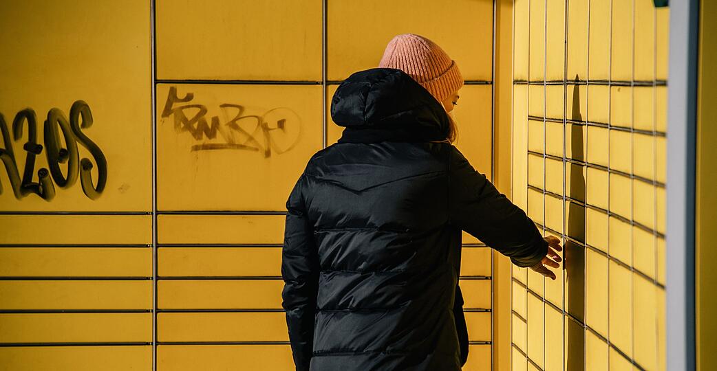 Sie haben als Ablageort die Packstation gew&auml;hlt? Sobald das Paket dort als eingelegt vermerkt ist, tragen Sie selbst das Risiko f&uuml;r Sch&auml;den oder Verlust.