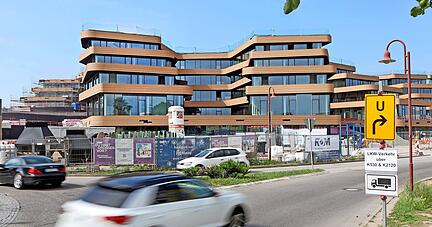 Die neue imposante Zentrale von Lidl Deutschland in Bad Wimpfen. Foto: Ralf Seidel