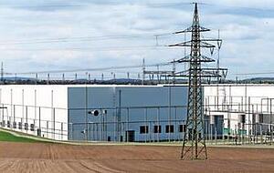 In einem Konverter beim Umspannwerk Großgartach soll der Suedlink-Gleichstrom in Wechselstrom umgewandelt und ins Netz eingespeist werden. Animation: Transnet