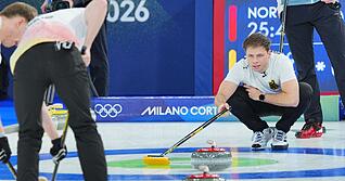 Die deutschen Curling-M&auml;nner um Marc Muskatewitz haben bei den Olympischen Winterspielen den ersten Sieg eingefahren.