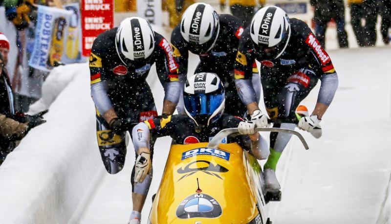Francesco Friedrich ist mit seinem Team auf dem Weg zum WM-Titel im Viererbob. Foto: Jan Hetfleisch