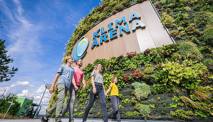 Auf rund 1.400 Quadratmetern informiert die Klima Arena in Sinsheim spielerisch über Klimaschutz und Nachhaltigkeit.