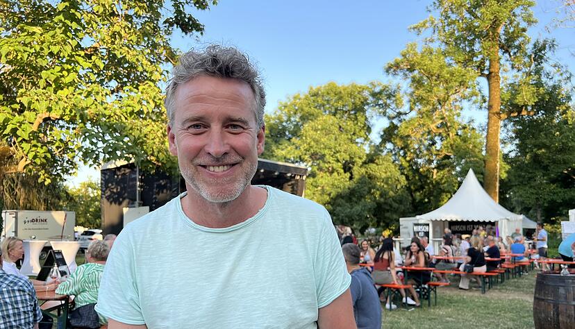 Jörg Huster organisiert das Weindorf im Schlosspark zum fünften Mal. Jörg Huster organisiert das Weindorf im Schlosspark zum fünften Mal.