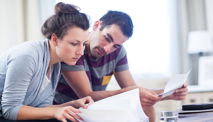 Hat sich der Verbrauch im Vergleich zu den Vorjahren drastisch geändert? Ein Vergleich lohnt, denn das Fehlerpotenzial bei Heizkostenabrechnungen ist hoch. Hat sich der Verbrauch im Vergleich zu den Vorjahren drastisch geändert? Ein Vergleich lohnt, denn das Fehlerpotenzial bei Heizkostenabrechnungen ist hoch.