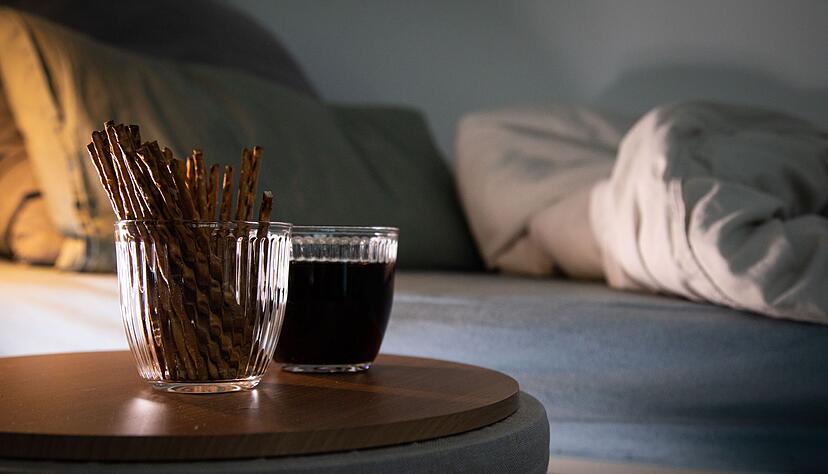 Salzstangen und Cola bei Noro-Virus? In Maßen kein Problem und wenn's unten bleibt ordentlich Elektrolyte. Salzstangen und Cola bei Noro-Virus? In Maßen kein Problem und wenn's unten bleibt ordentlich Elektrolyte.