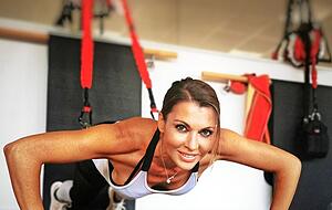 Dürfen sich an den Geräten wieder auspowern: Im Moment zwar noch mit Test, aber dennoch freuen sich viele Sportbegeisterte wie Nina Ungerer. Foto: privat