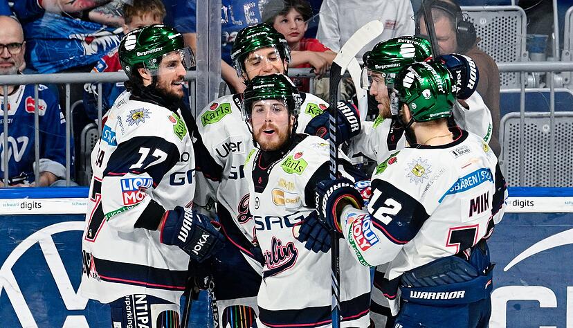 Gehen mit einer 1:0-Serienf&uuml;hrung ins zweite Spiel: die Eisb&auml;ren Berlin.
