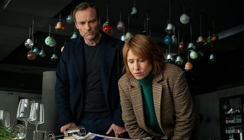 Die Hauptstadt ist in Unruhe. Susanne Bonard und Robert Karow sind auf der Suche nach einem Scharfsch&uuml;tzen.