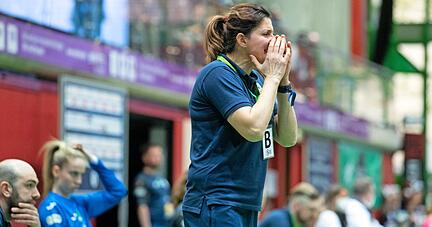 Neckarsulms Trainerin Tanja Logvin hat sich mit ihrem Team ausgesprochen und ist überzeugt, dass das Feuer in der Mannschaft wieder brennt. 
Foto: Andreas Veigel