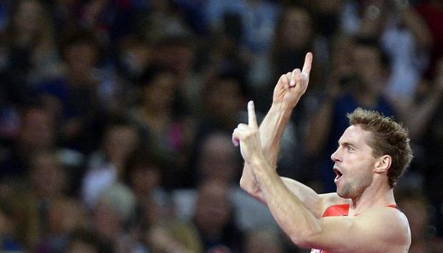 Bj&ouml;rn Otto l&auml;sst sich die Latte immer h&ouml;her legen. Foto: Christophe Karaba