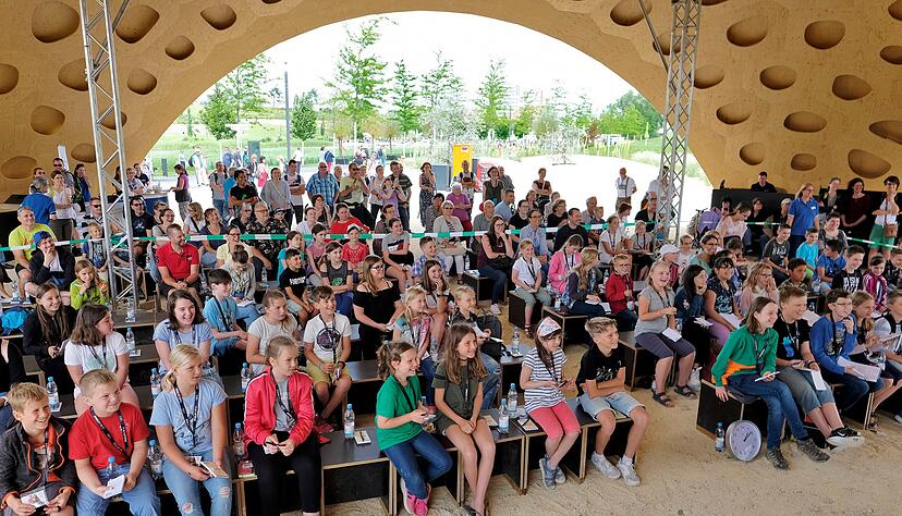 R&uuml;ckblick: Die Kinder-Pressekonferenz fand auch schon im Jahr 2019 auf einer "Gartenschau" statt - n&auml;mlich auf der Bundesgartenschau in Heilbronn.