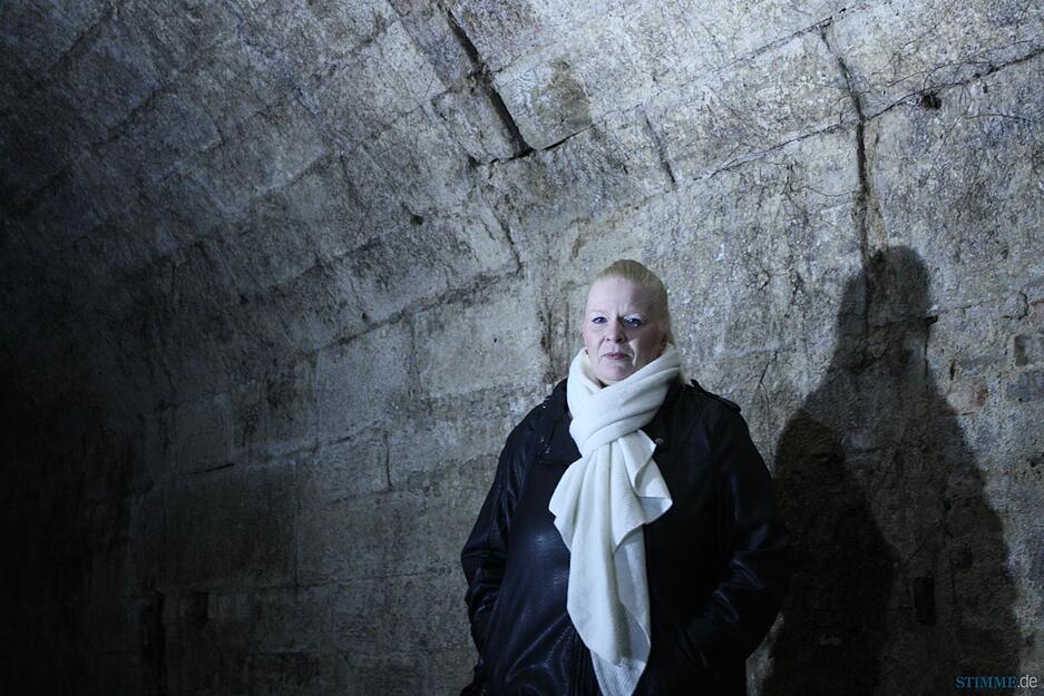 Elke Scholz  hat sich an "Noch Fragen?" gewandt, um mehr über das Heilbronner Tunnelsystem des Zweiten Weltkriegs zu erfahren.