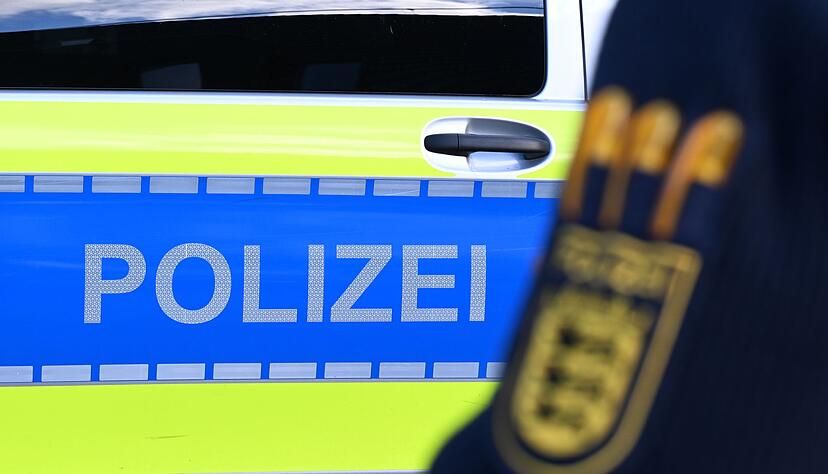 Über weitere Hintergründe zu dem Vorfall machte die Polizei zunächst keine Angaben. (Symbolbild)