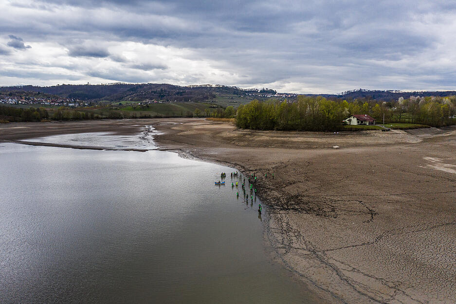 Luftbilder vom Abfischen des Breitenauer Sees
