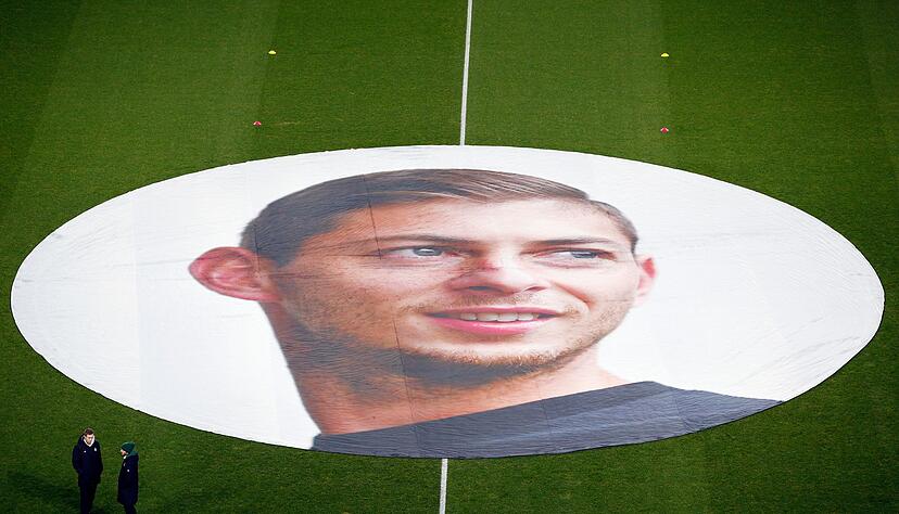 Nach dem tragischen Tod des Fu&szlig;ballers Emiliano Sala muss der FC Nantes keine Entsch&auml;digung an den walisischen Club Cardiff zahlen (Archivbild).