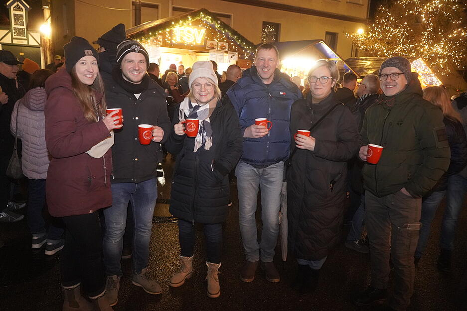 In Künzelsau wird noch bis Sonntag, 7. Dezember, "Advent am Schloss" gefeiert. In Künzelsau wird noch bis Sonntag, 7. Dezember, "Advent am Schloss" gefeiert.
