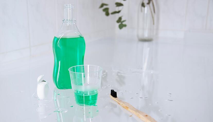 Scharf oder lieber mild? Wem die eigene Mundsp&uuml;lung gut mundet, der nutzt sie wahrscheinlich h&auml;ufiger.