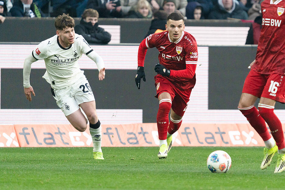 Badredine Bouanani: In Halbzeit eins kaum zu sehen, zu Beginn der zweiten Halbzeit dann direkt mit guten Aktionen. Note: 3,5