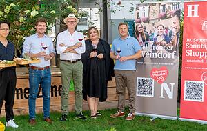 Appetit aufs Heilbronner Weindorf machten jetzt schon in der Sommerzone (von links) Entuan Nguyen, Daniel Drautz, Steffen Schoch, Rosalie Stumpf und Nico Weinmann.
Foto: Mario Berger
