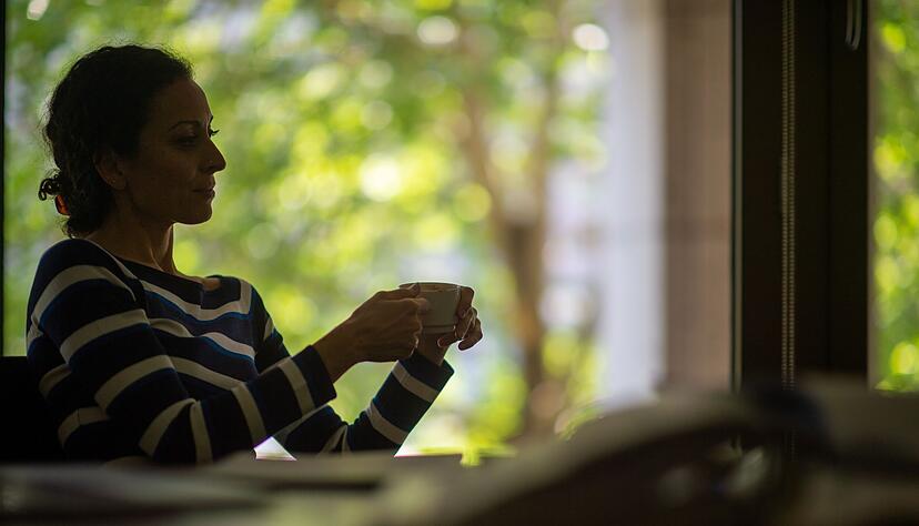 Mal kurz durchatmen: Mikropausen können bei Büroarbeiten oder kreativen Aufgaben eine leichte Leistungssteigerung bewirken. Mal kurz durchatmen: Mikropausen können bei Büroarbeiten oder kreativen Aufgaben eine leichte Leistungssteigerung bewirken.