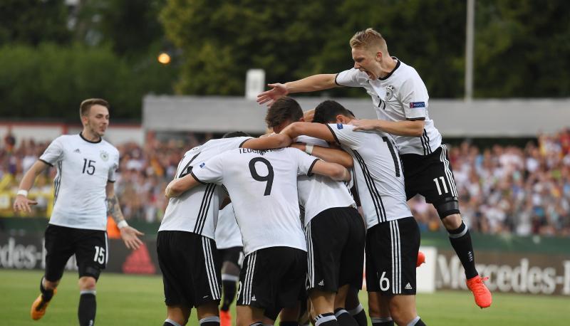 Das U19-Team besiegte Österreich mit 3:0. Foto: Uli Deck Das U19-Team besiegte Österreich mit 3:0. Foto: Uli Deck