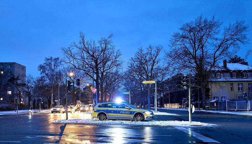 Nachts ist die Polizei verst&auml;rkt unterwegs.