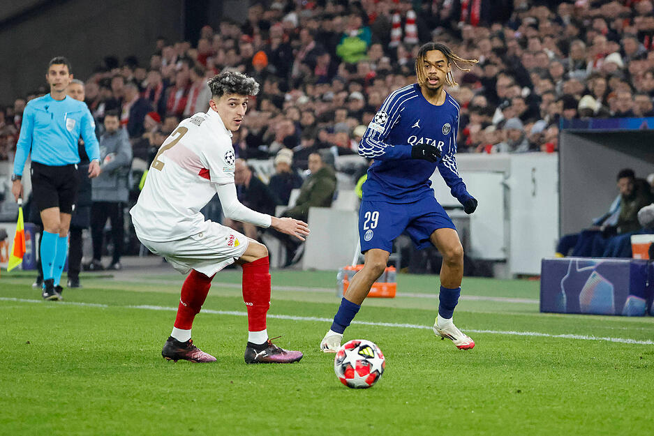 Ameen Al-Dakhil: Was für Chabot gilt, gilt auch für den lange verletzten Al-Dakhil – eigentlich. Der Fast-Neuzugang hatte auch in der ersten Halbzeit den ein oder anderen wachen Moment. Als PSG einen Gang zurückschaltete, wurde es ruhiger für ihn. Note: 4