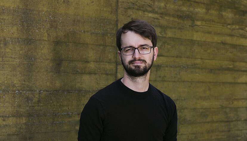 "Das sind alte Verschw&ouml;rungsmythen, die schon seit Jahrhunderten immer mal wieder aufpoppen": Politikwissenschaftler Josef Holnburger &uuml;ber die Causa Naidoo.