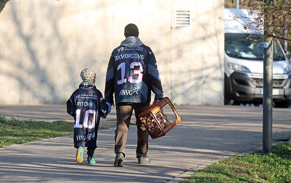 Die schönste Zeit des Jahres geht in die vorletzte Runde. Die Halbfinalserie hat begonnen.