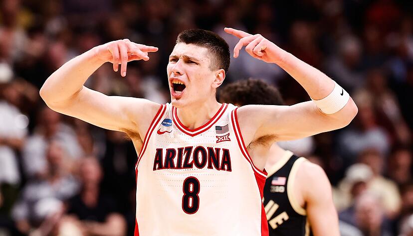 Kharchenkov verabschiedete sich vom FC Bayern und spielt nun bei den Arizona Wildcats.