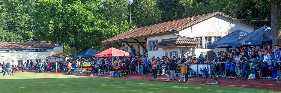 Die TSG Hoffenheim zeigt beim Traumspiel in Lauffen ihre ganze spielerische Klasse. Die TSG Hoffenheim zeigt beim Traumspiel in Lauffen ihre ganze spielerische Klasse.