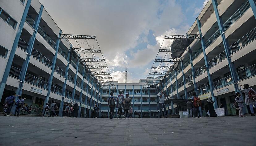 UNRWA betreibt hunderte Schulen, von denen viele im Gazakrieg als Notunterkünfte genutzt und teilweise zerstört wurden. (Archivbild) UNRWA betreibt hunderte Schulen, von denen viele im Gazakrieg als Notunterkünfte genutzt und teilweise zerstört wurden. (Archivbild)