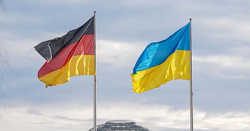 Die meisten Ukrainer lebten im Oktober 2023 in den bevölkerungsreichsten Bundesländern Nordrhein-Westfalen (234.000), Bayern (168.000), und Baden-Württemberg (159.000).