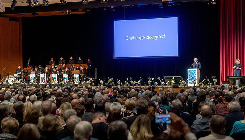 Rund 2000 Zuschauer sind in die Harmonie zum Heilbronner B&uuml;rgerempfang&nbsp;gekommen.