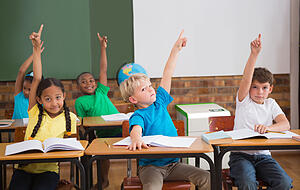 Vor allem Grundsch&uuml;ler, die nicht geimpft werden, sollten ab Herbst m&ouml;glichst vor Infektionen gesch&uuml;tzt werden. Foto: Mann+Hummel